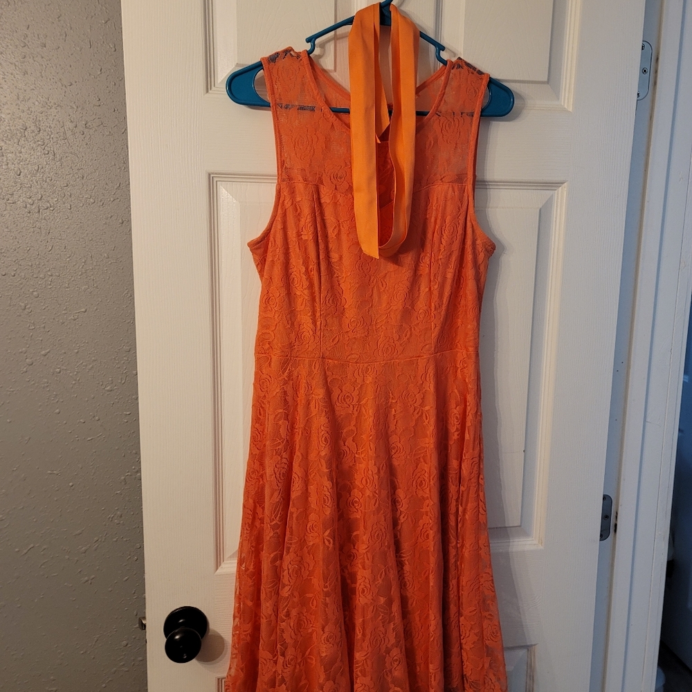 Women's floral lace dress